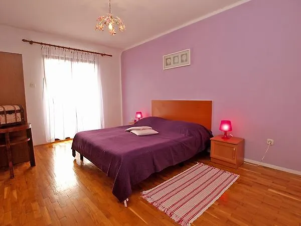 Apartments Prostin 70