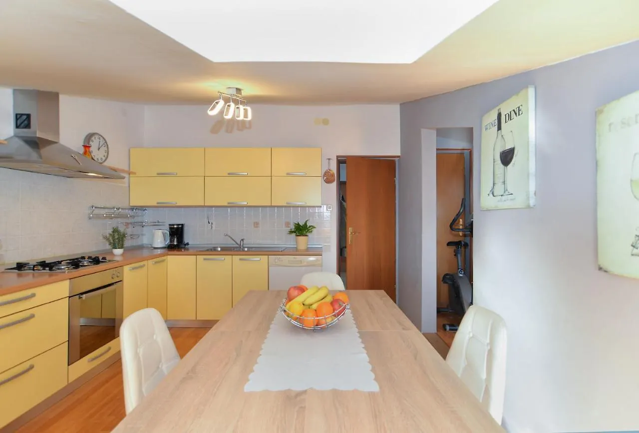 Apartments Prostin 70 Croatia